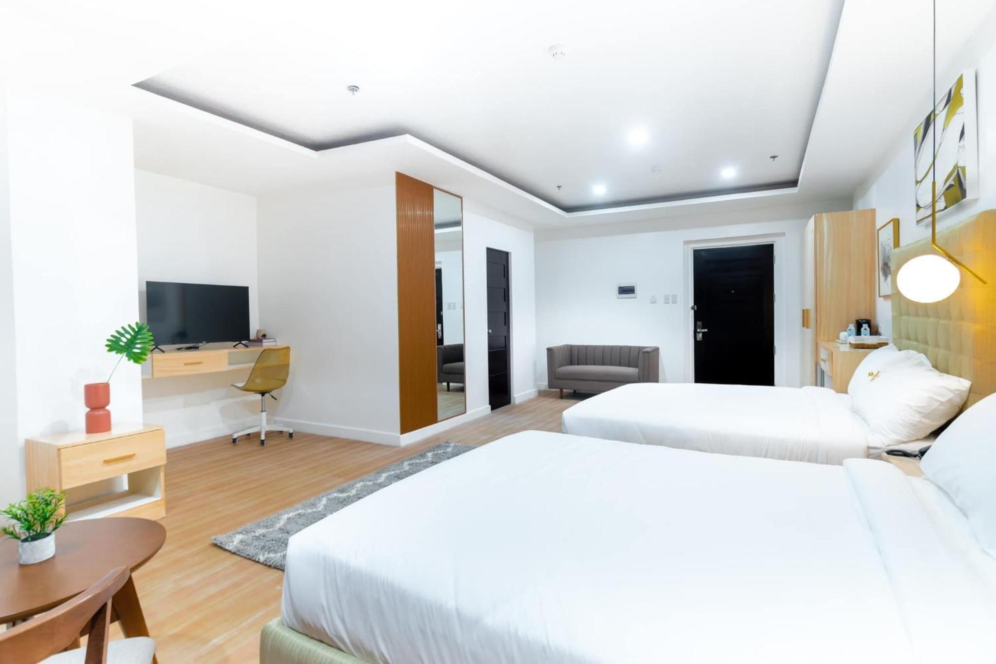 The Glend Hotel Iloilo Passi Exterior photo